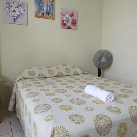 Hotel Las Flores Ика Екстериор снимка