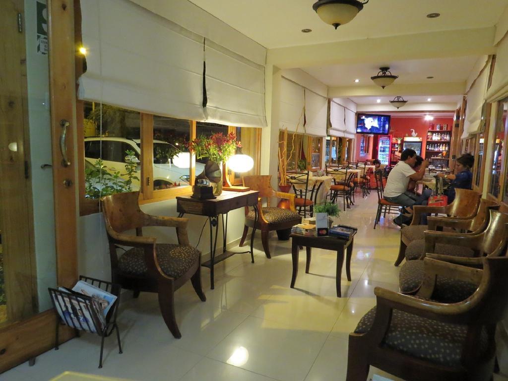 Hotel Las Flores Ика Екстериор снимка